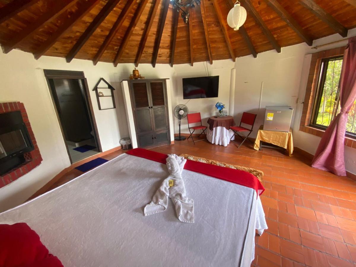 Hotel Campestre La Loma กูริติ ภายนอก รูปภาพ