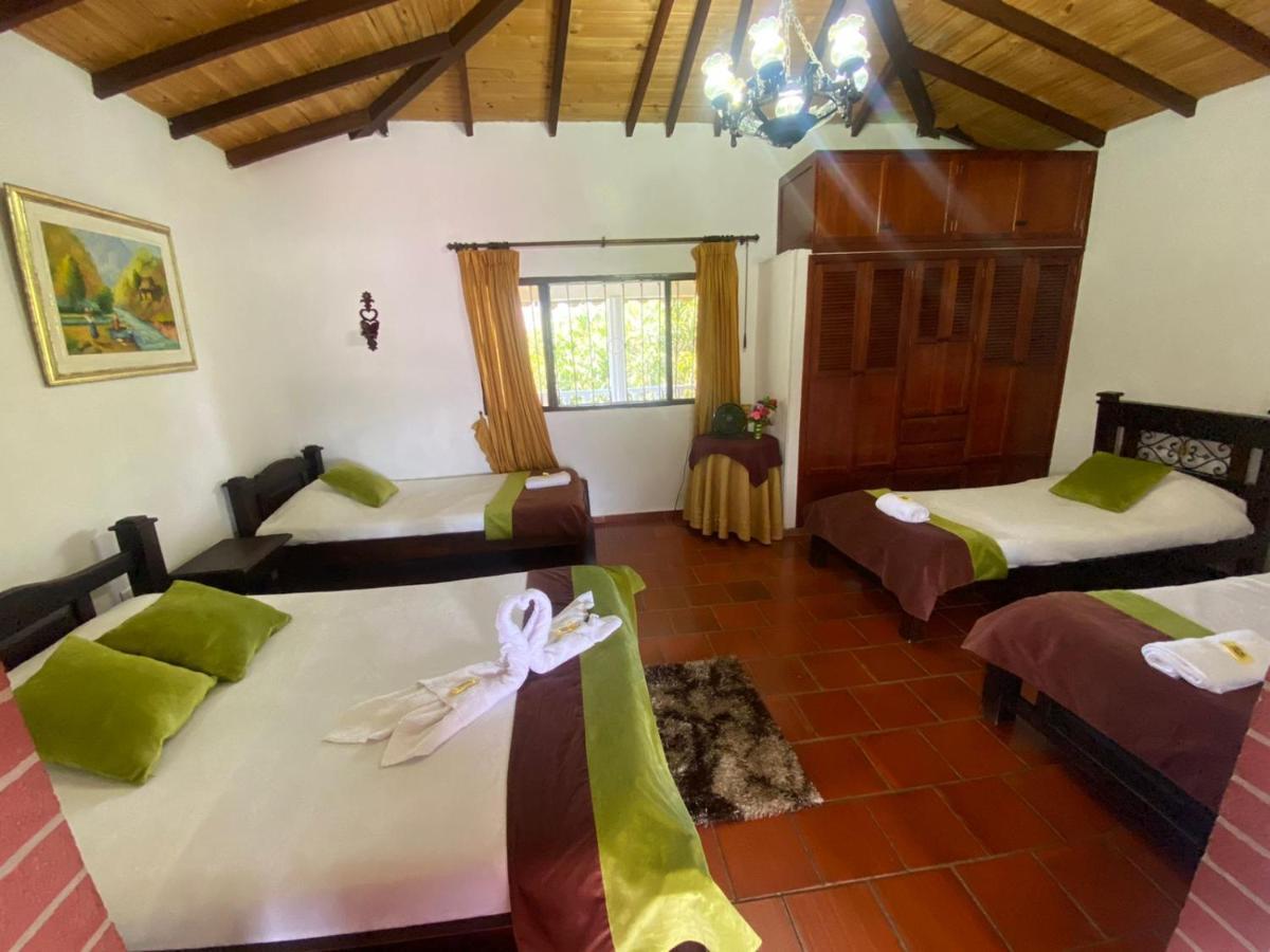 Hotel Campestre La Loma กูริติ ภายนอก รูปภาพ