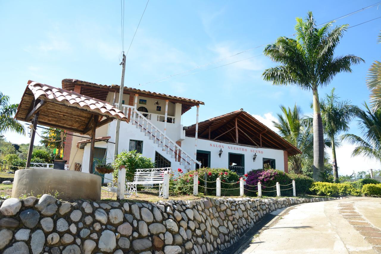 Hotel Campestre La Loma กูริติ ภายนอก รูปภาพ