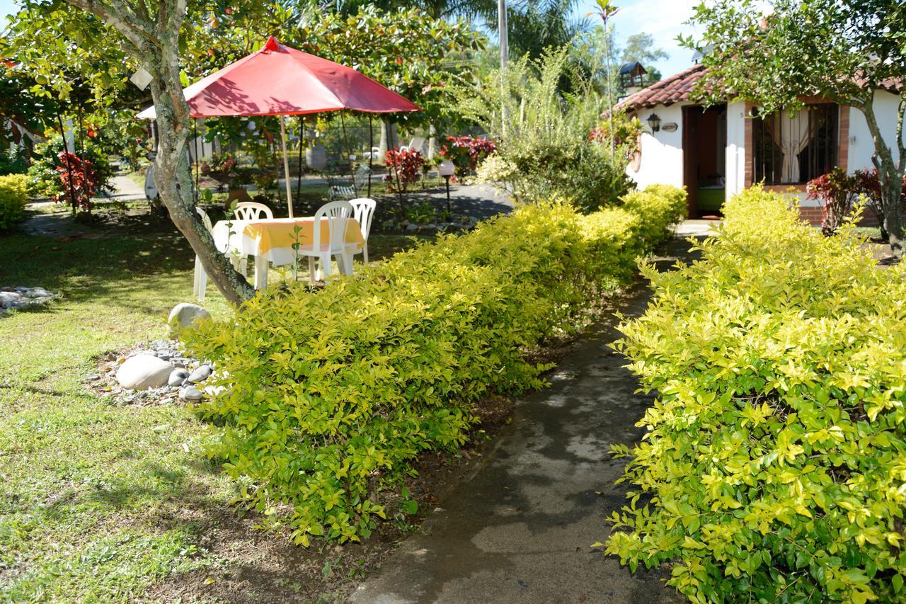 Hotel Campestre La Loma กูริติ ภายนอก รูปภาพ