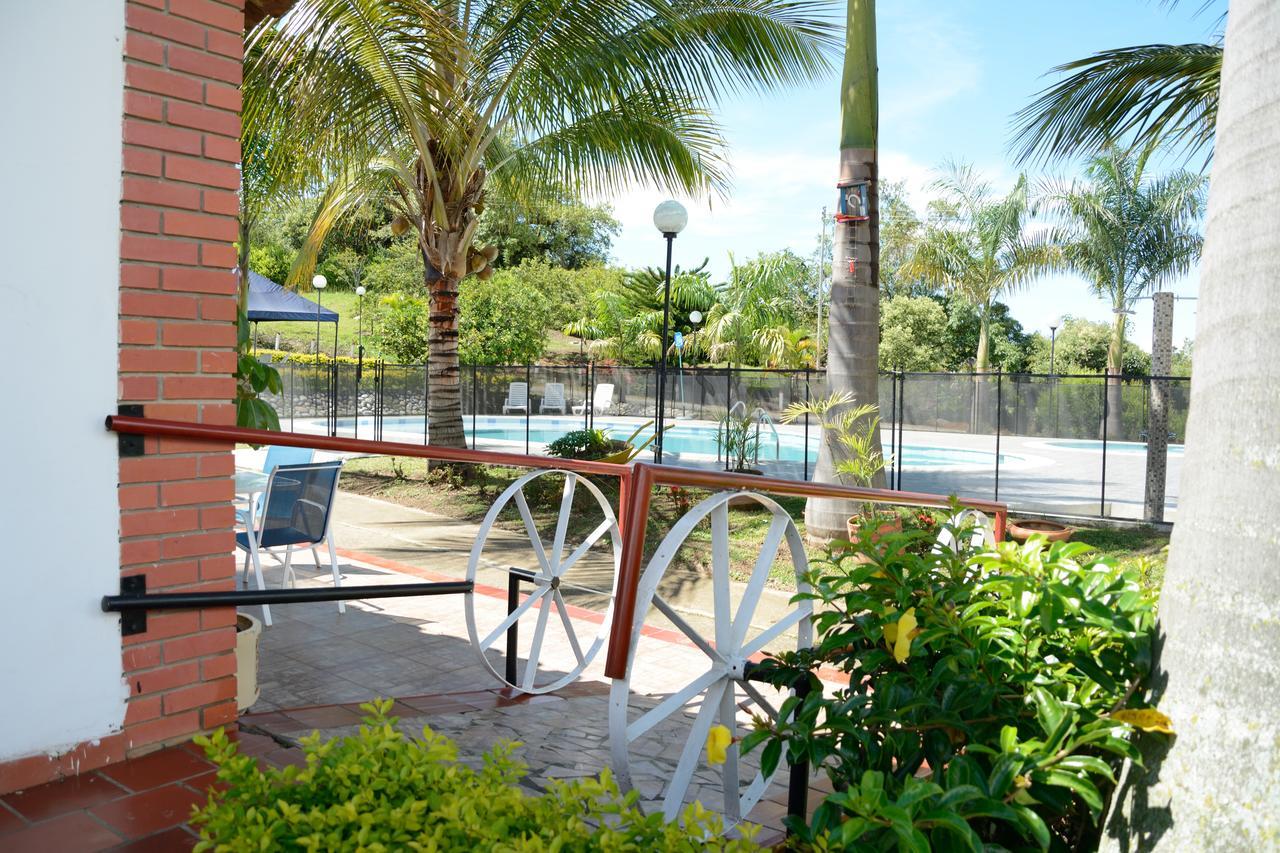 Hotel Campestre La Loma กูริติ ภายนอก รูปภาพ